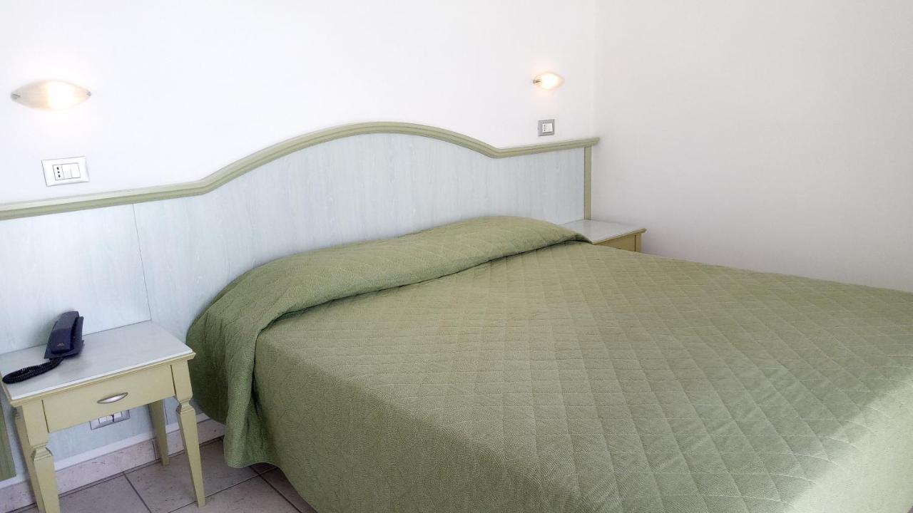 Hotel Philadelphia กัตตอลิกา ภายนอก รูปภาพ